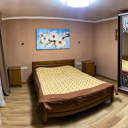 Villa Під Лісом У Гіда Jaremtsche Exterior foto